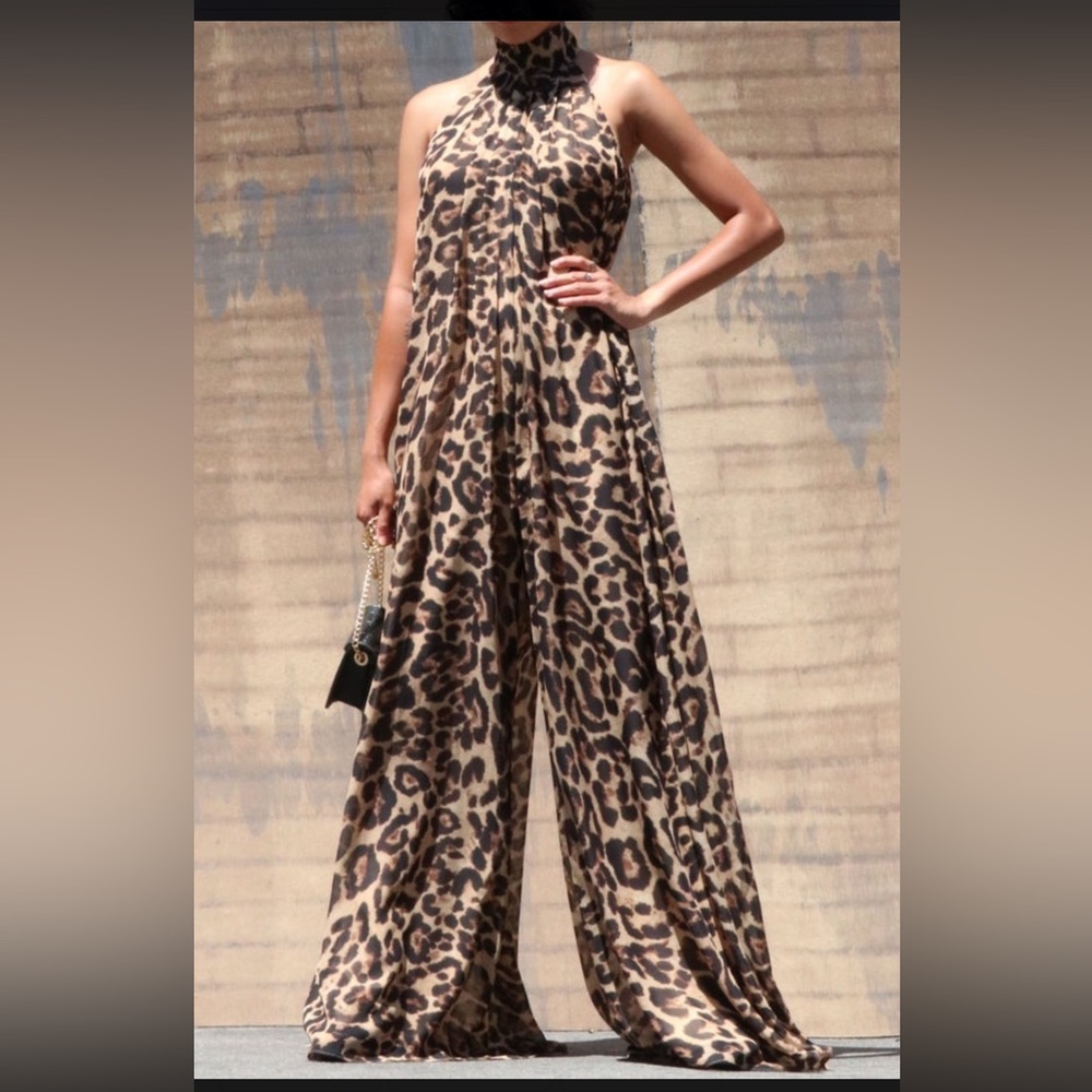 🥀NWOT Boutique Glam Leopard Wide-leg Jumpsuit